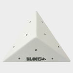 3D Klettervolumen BK PYRAMIDE INDOOR | 1 Teil | 60 x 60 x 24 cm | Zubehör BK Kletterwände - Kletterling – einfach Kind sein