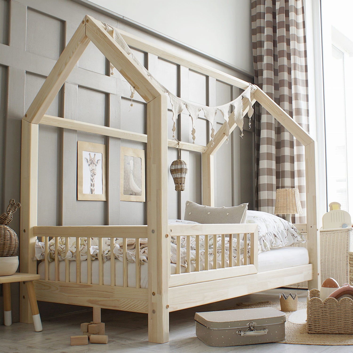 Hausbett STERNCHEN | mit Barriere | 90x200 cm - Bild 3