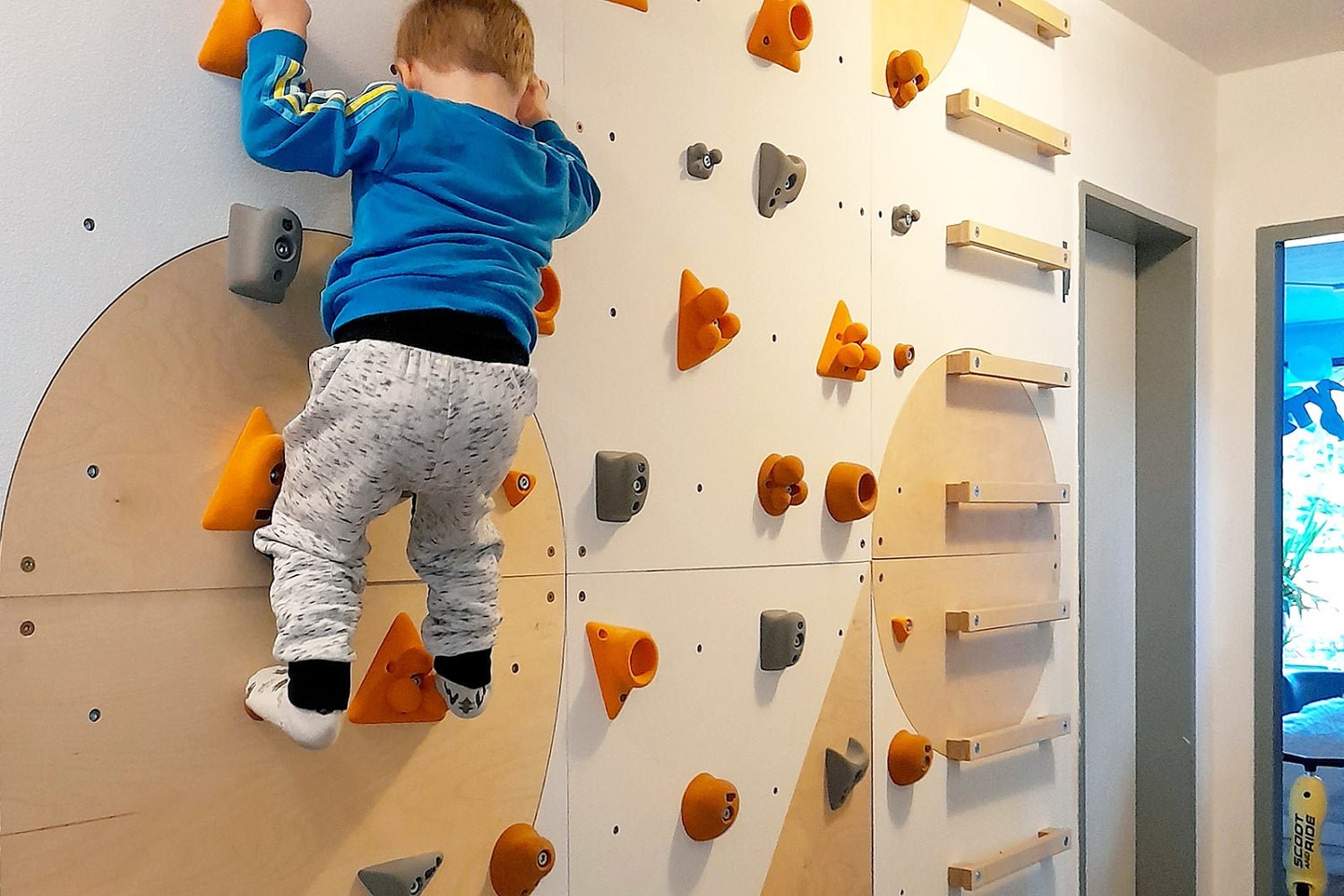 Einzelelement BK Dreieck rechts | Kletterwand BK INDOOR | 118 x 78 cm | 9 Loch - Kletterling – einfach Kind sein