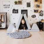 Universelles Kindersofa von monboxy in Grau - Kletterling – einfach Kind sein