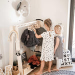 Montessori Kinderkleiderständer mit 17 Haken - Kletterling – einfach Kind sein