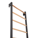 Metallische Sprossenwand STEEL 1 – Graphit mit Buchenholzsprossen | RINAGYM – Ansicht 16